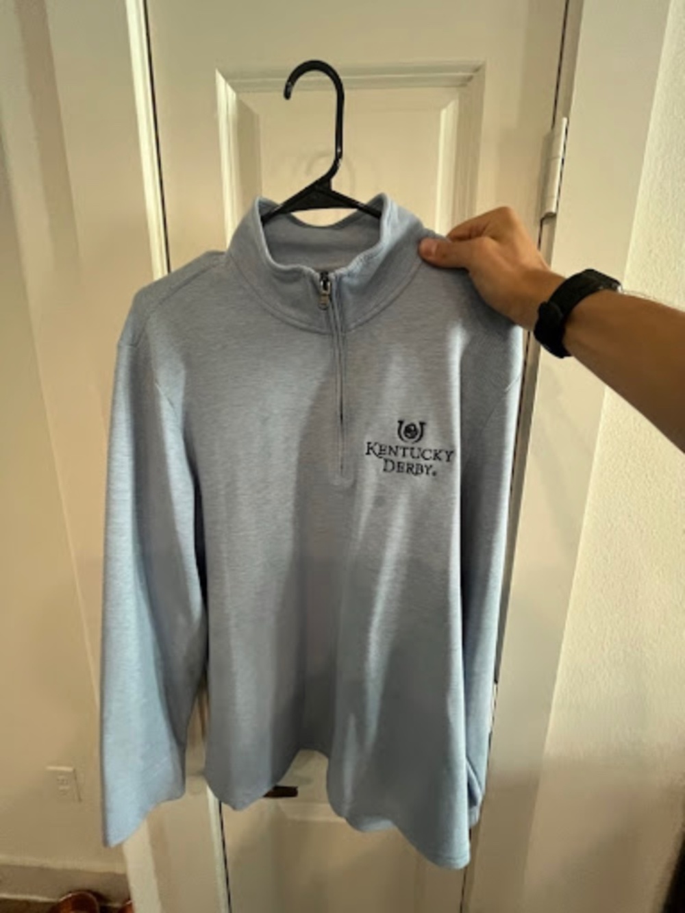 Vineyard Vines Kentucky Derby Men’s 1/4 Zip Pullover Sweatshirt - Light Blue - L